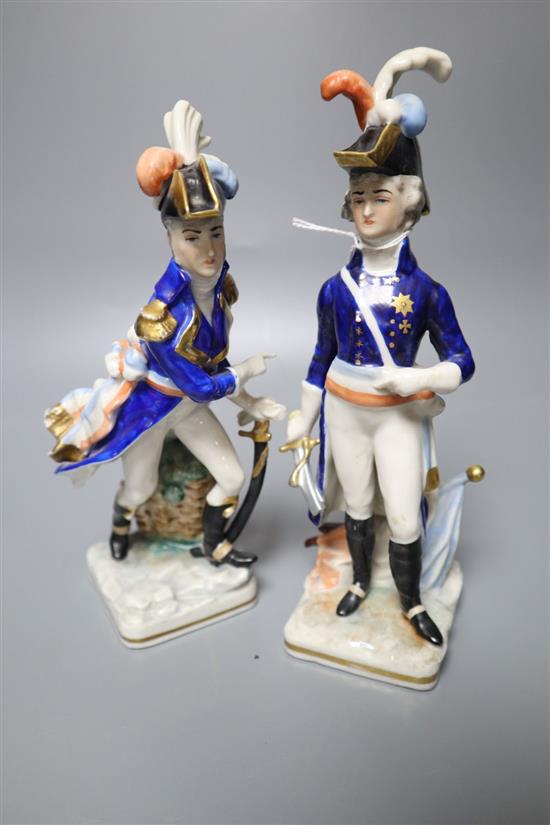 A pair of Naples figures of Napoleonic officers, height 22cm